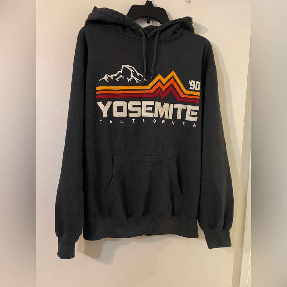 Vintage Prairie Mt Embroidered ‘90 Yosemite Dark Gray Pullover Hoodie Sz M